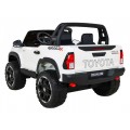 Vozidlo Toyota Hilux bílá
