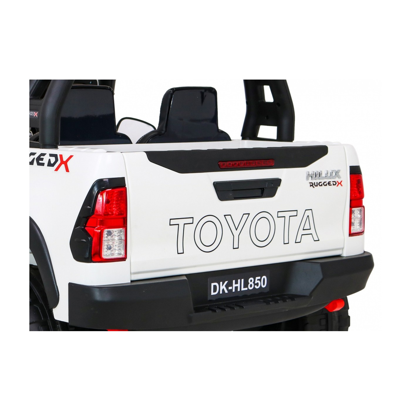 Vozidlo Toyota Hilux bílá