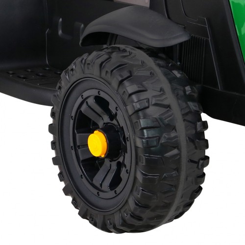 Traktor Titanium Z přívěs zelený