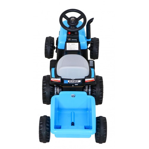Tahač s přívěsem New Holland T7