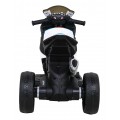 Dětský bateriový motor BMW HP4 bílý + 3 kola + LED + MP3 USB + eko-kůže