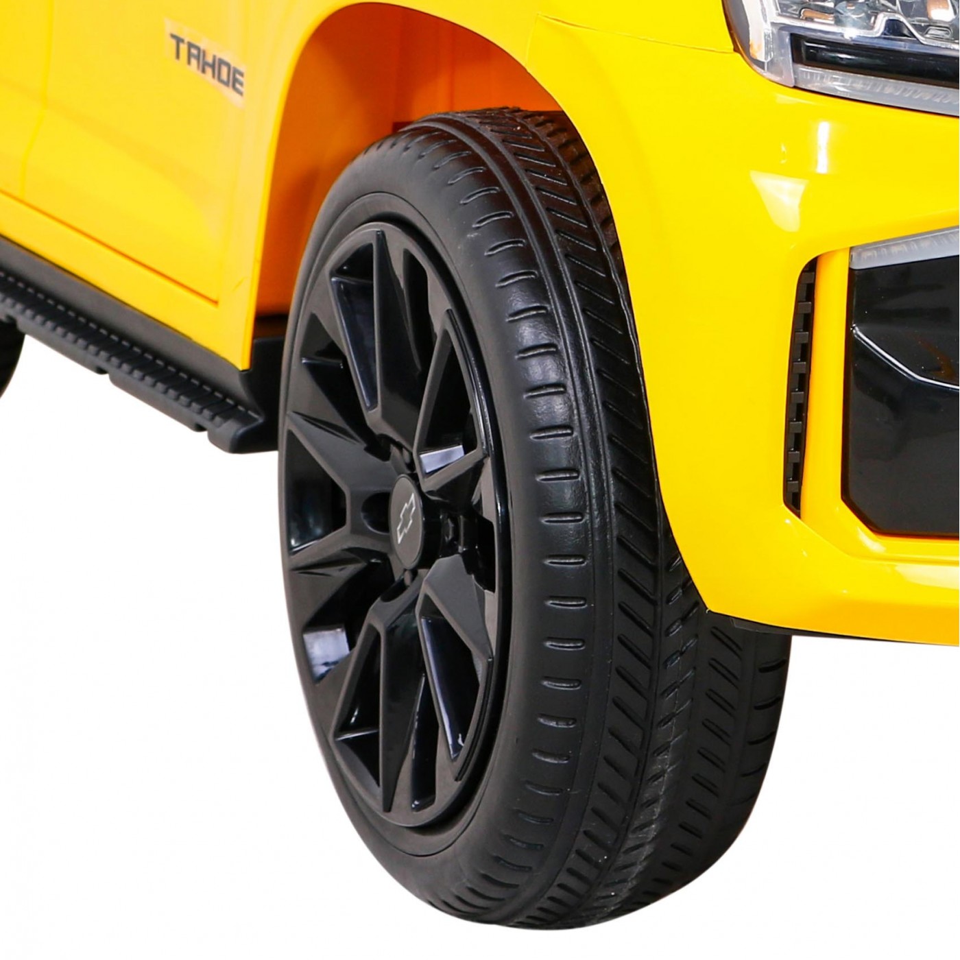 Chevrolet Tahoe Elektrické auto pro děti žluté + Dálkové ovládání + EVA + MP3 rádio + LED