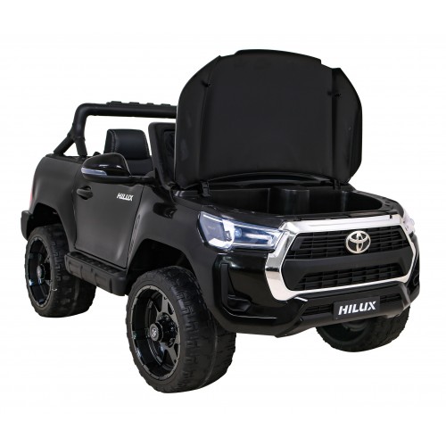 Dětská baterie Toyota Hilux černá + 4x4 + dálkové ovládání + 2 nosiče zavazadel + MP3 rádio + LED