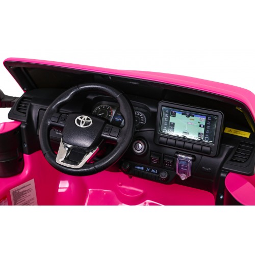 Dětská baterie Toyota Hilux napájená růžovou barvou + pohon 4x4 + dálkové ovládání + 2 nosiče zavazadel + MP3 rádio + LED