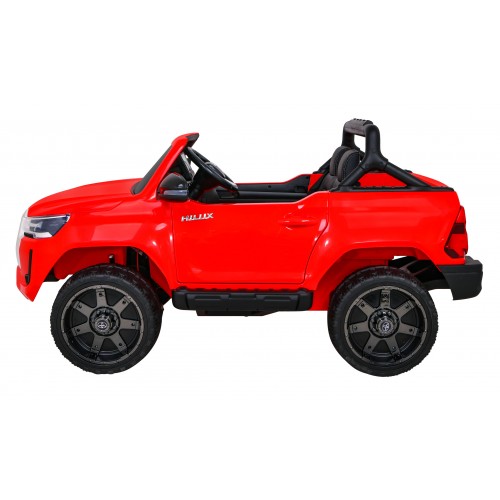 Toyota Hilux Dětská baterie Powečervená červená + 4x4 Drive + dálkové ovládání + 2 zavazadlové regály + MP3 rádio + LED
