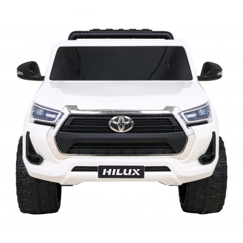 Bílá dětská baterie Toyota Hilux + 4x4 + dálkové ovládání + 2 nosiče zavazadel + MP3 rádio + LED