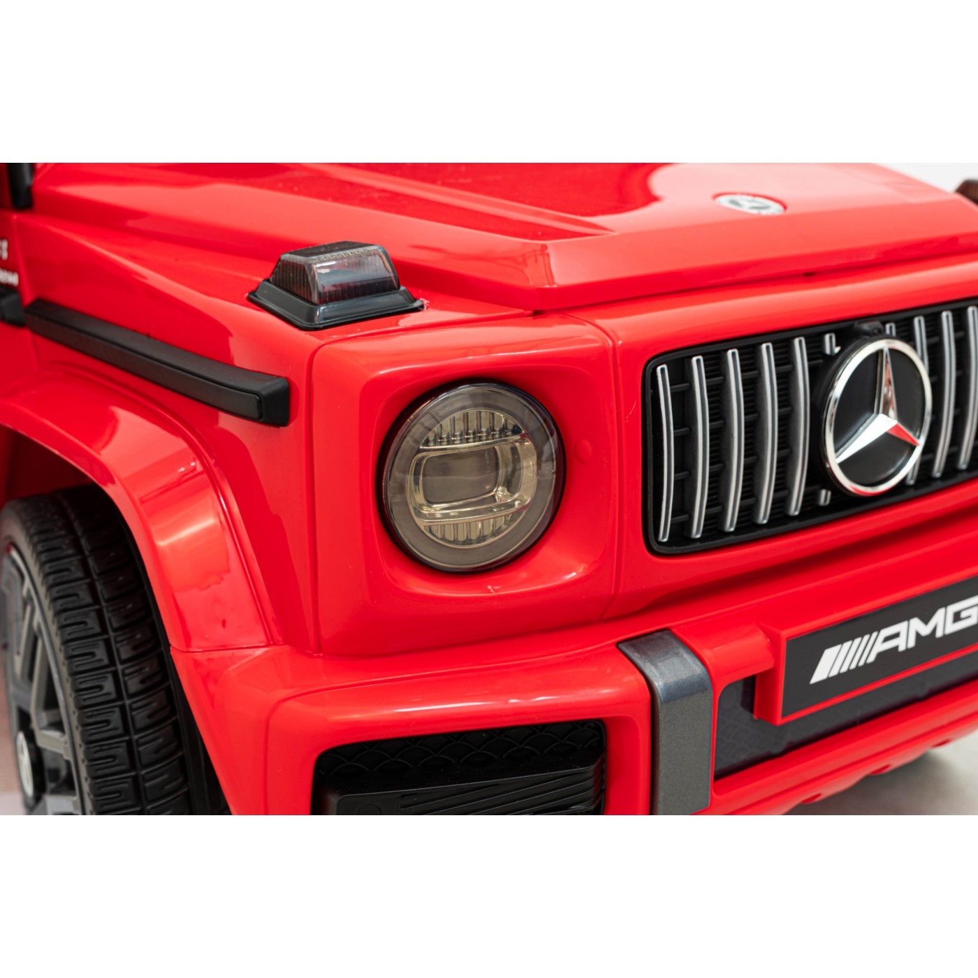 Mercedes AMG G63 Dětský červený dálkový MP3 LED pomalý start EVA PÁSY