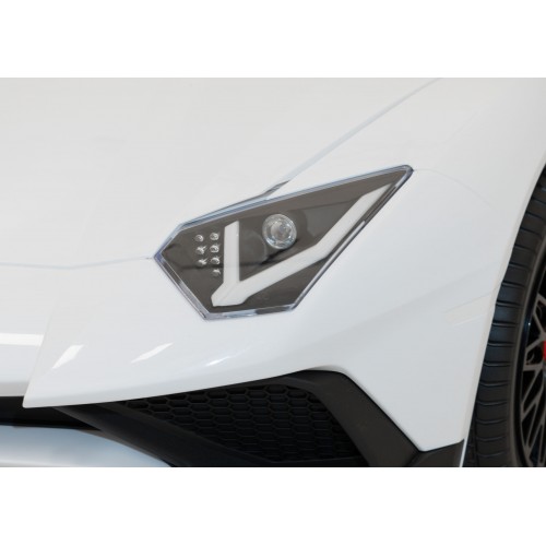 Lamborghini Aventador SV Vozidlo Bílé