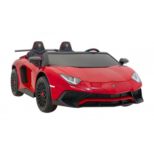 Lamborghini Aventador SV vozidlo červené