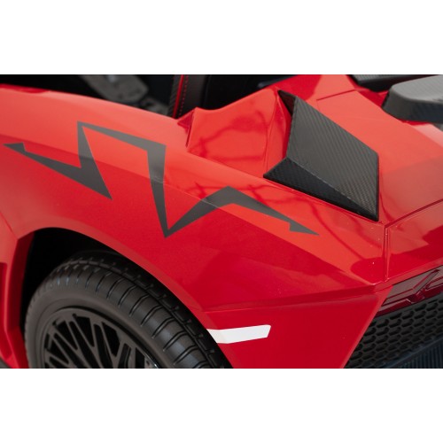 Lamborghini Aventador SV vozidlo červené