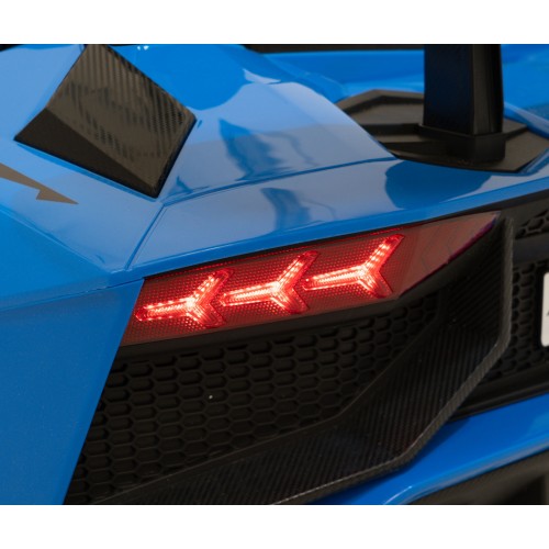 Lamborghini Aventador SV Vozidlo Modré