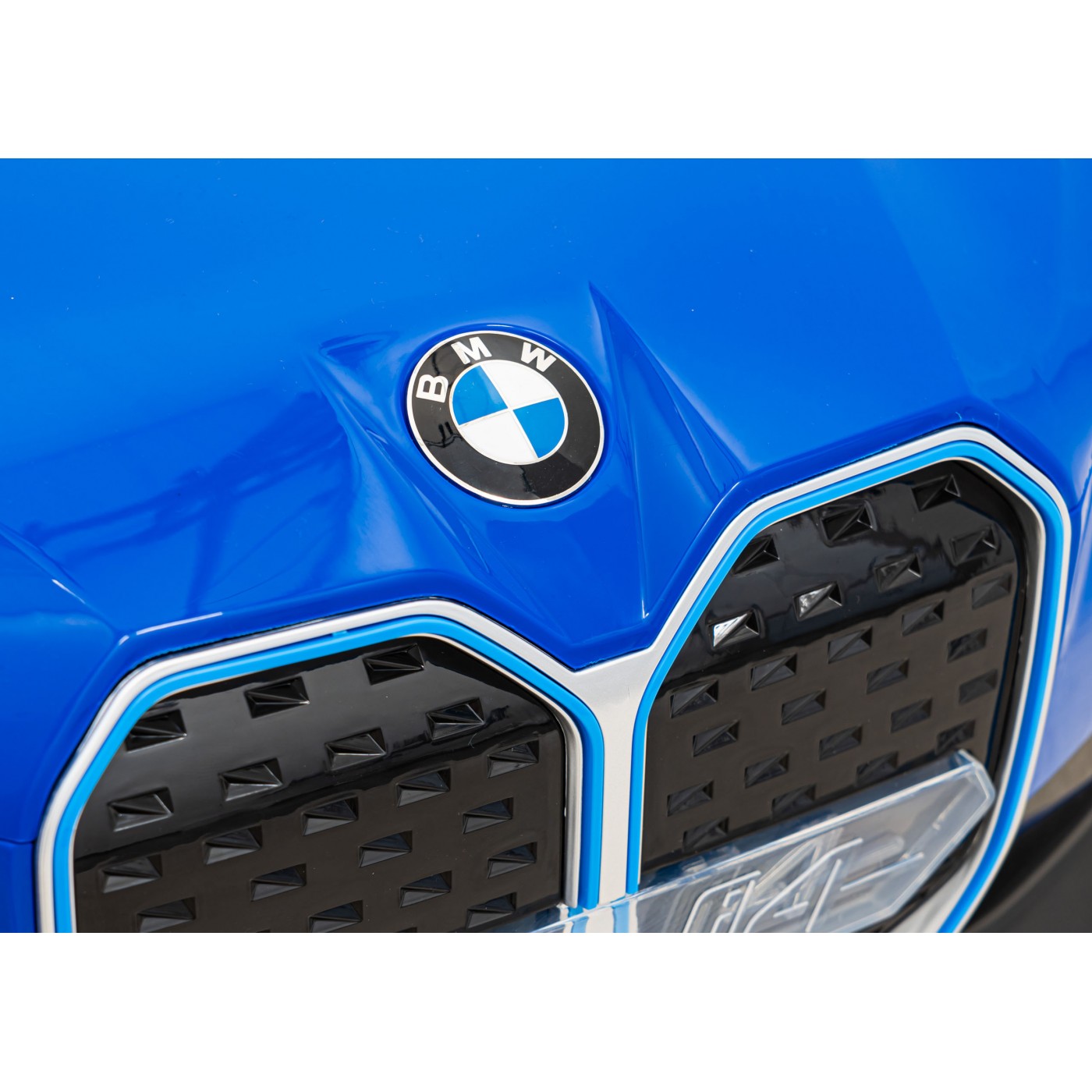 Autíčko BMW I4 na baterii pro děti Modré + Pomalý Start + EVA + Eko-kůže + Audio LED + Dálkové ovládání