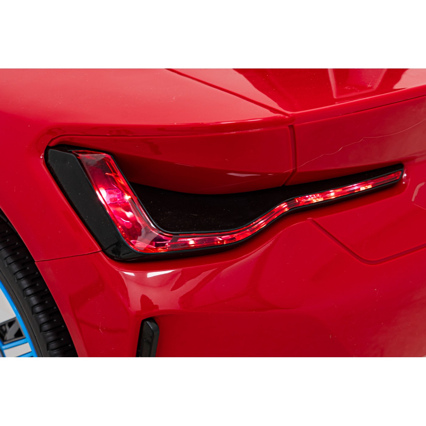 Autíčko BMW I4 na baterii pro děti červené + Slow Start + EVA + Eco-kůže + Audio LED + Dálkové ovládání
