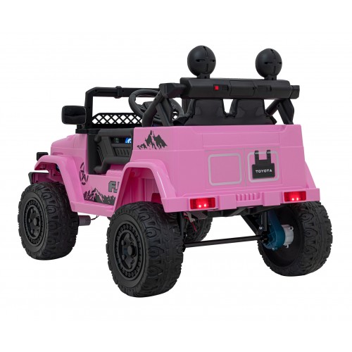 Toyota Vozidlo FJ Cruiser růžové