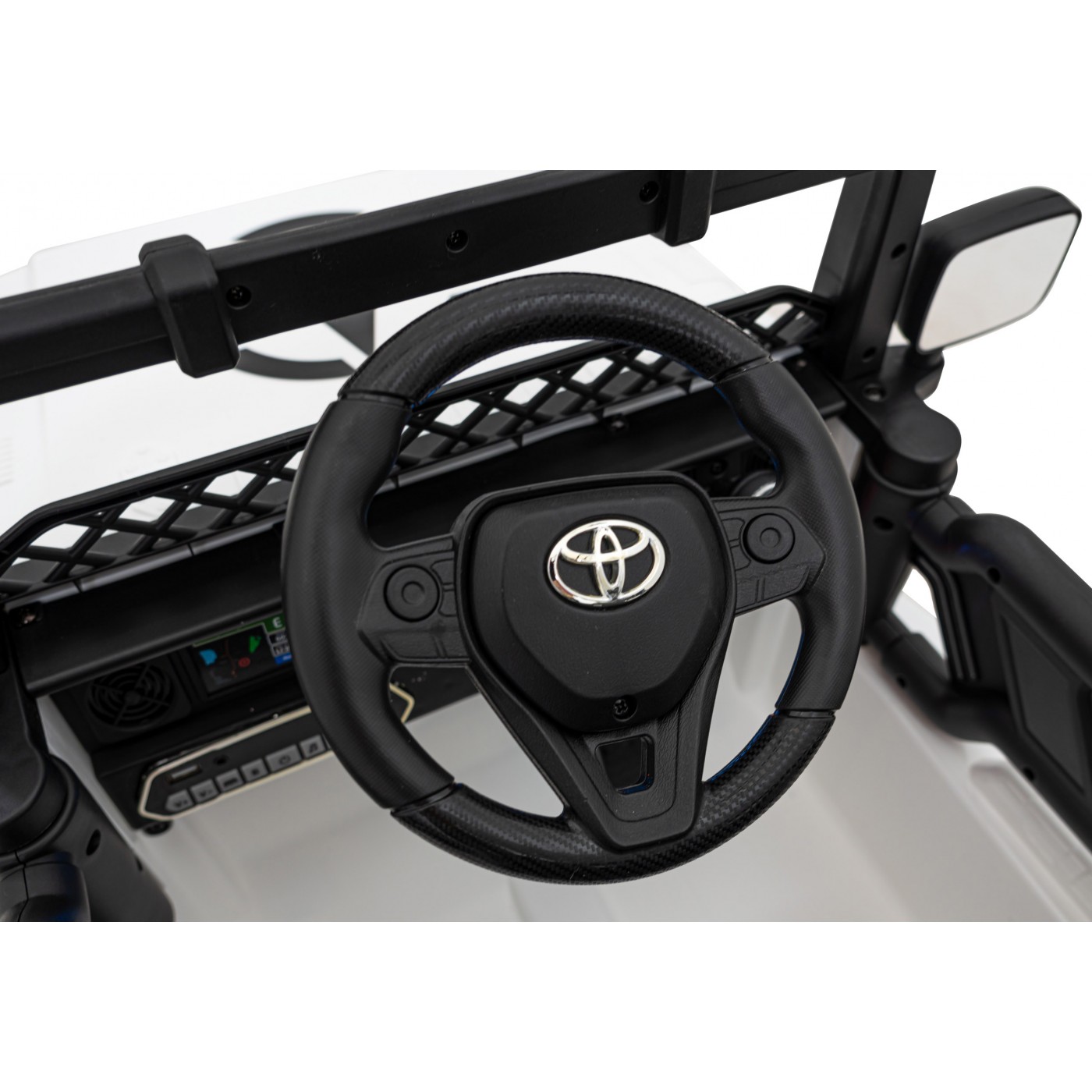Toyota Vozidlo FJ Cruiser Vehicle bílé