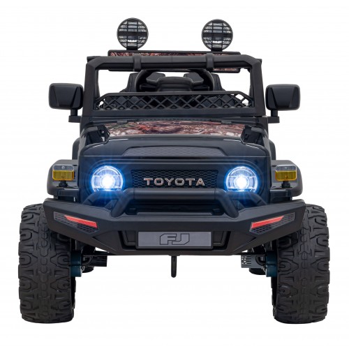 Toyota VozidloFJ Cruiser Vehicle černé