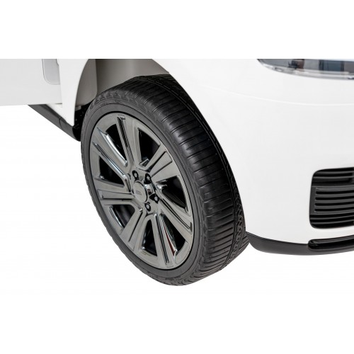 Vozidlo Range Rover SUV lift bílé