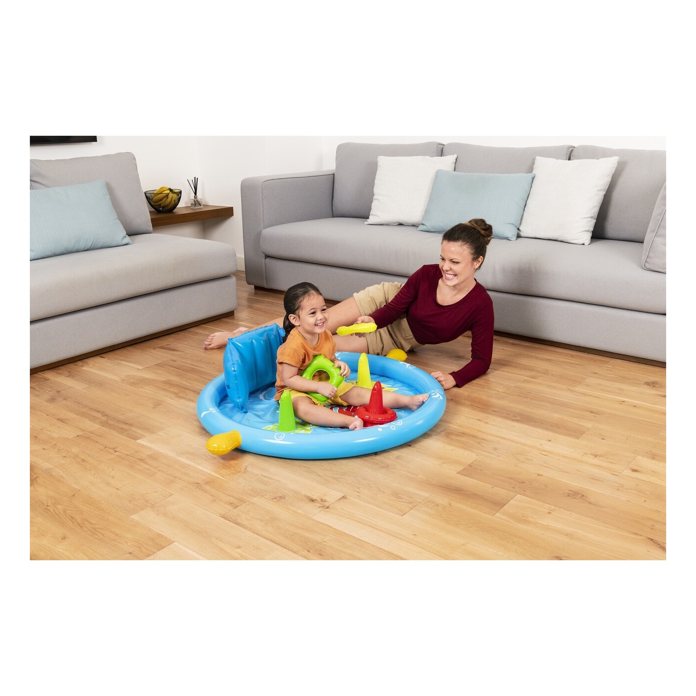 Basenik Z Daszkiem 115x89x76cm Z Gra Ukladanka BESTWAY