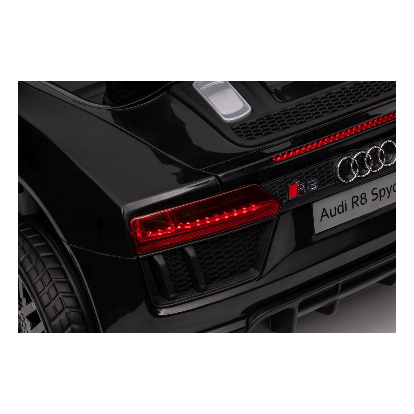 copy of Audi R8 na baterii pro děti žlutý + dálkové ovládání + EVA + pomalý start + MP3 LED