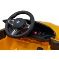 Pojazd BMW M4 Zólty