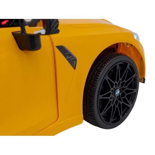 Pojazd BMW M4 Zólty