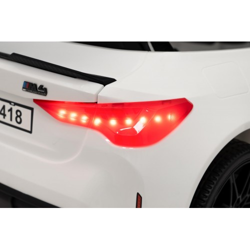 Pojazd BMW M4 Bialy