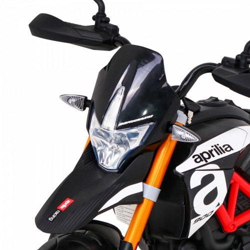 copy of MOTOROVÉ vozidlo Aprilia černý