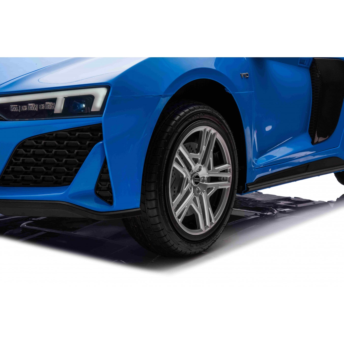 Vůz Audi Spyder R8 LIFT STRONG Modrá