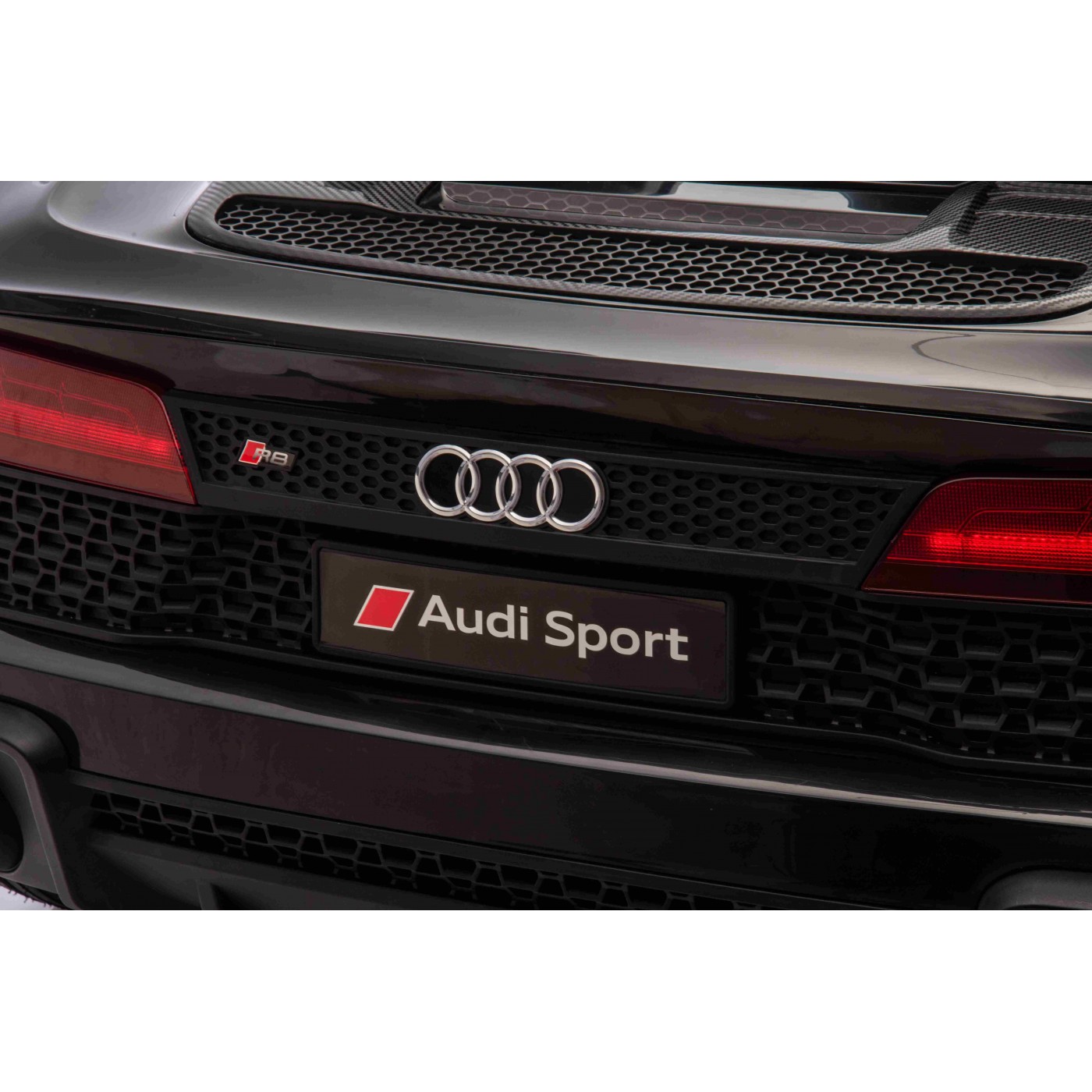 Vozidlo Audi Spyder R8 LIFT Black