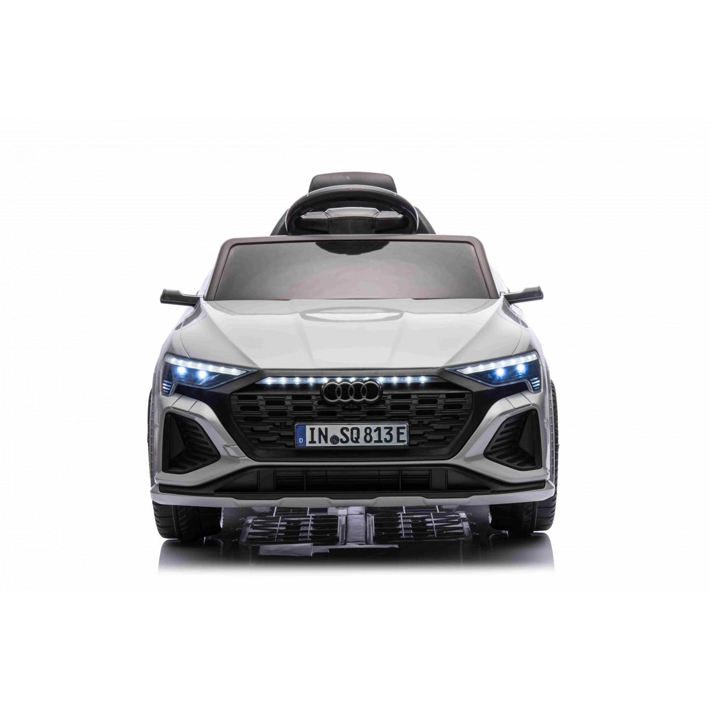 Vozidlo Audi SQ8 šedé