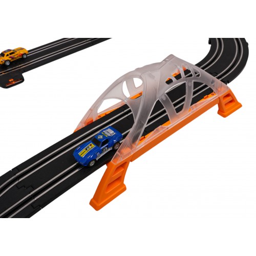 TRACK MASTER Závodní dráha s podsvícením + příslušenství 615cm