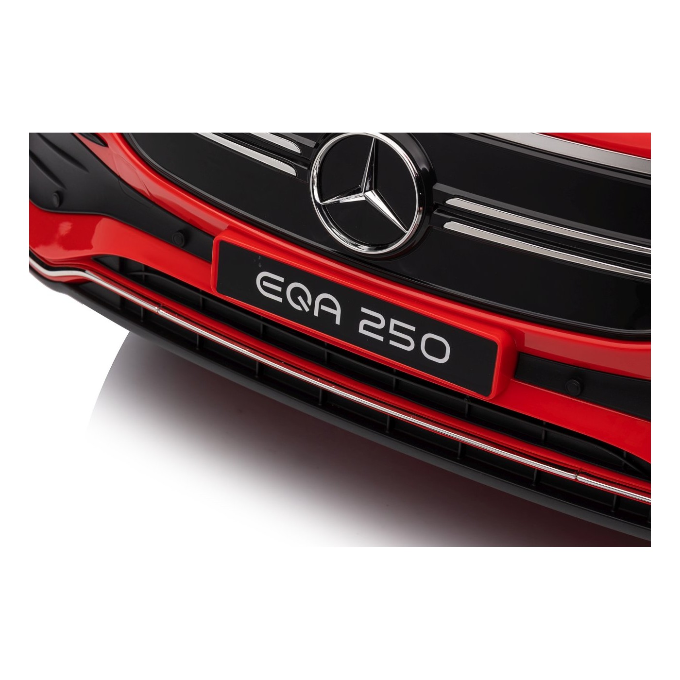 Vozidlo Mercedes Benz EQA 250 Red