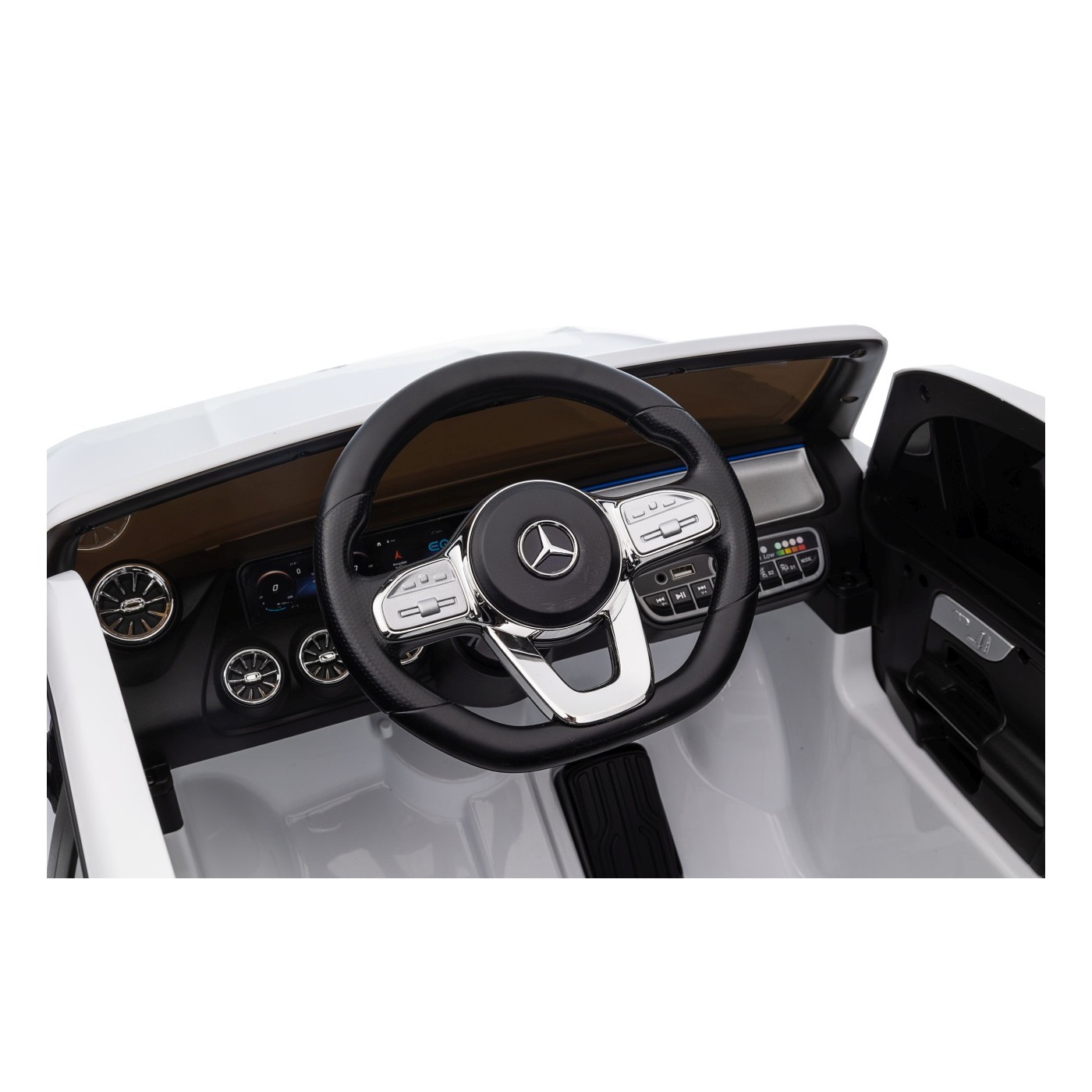 Vozidlo Mercedes Benz EQA 250 White