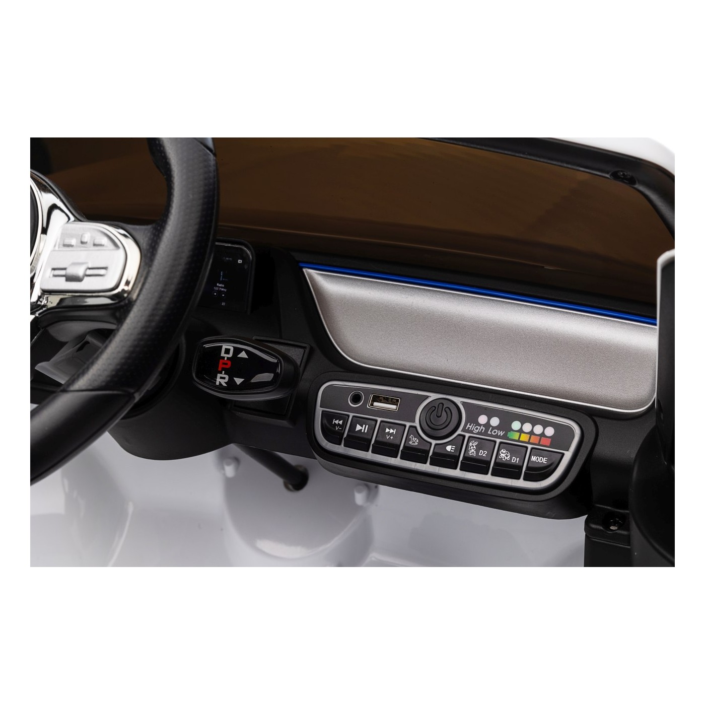 Vozidlo Mercedes Benz EQA 250 White