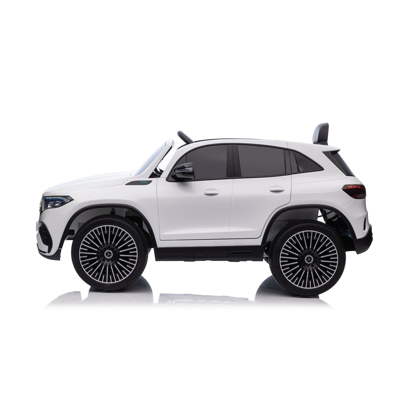 Vozidlo Mercedes Benz EQA 250 White
