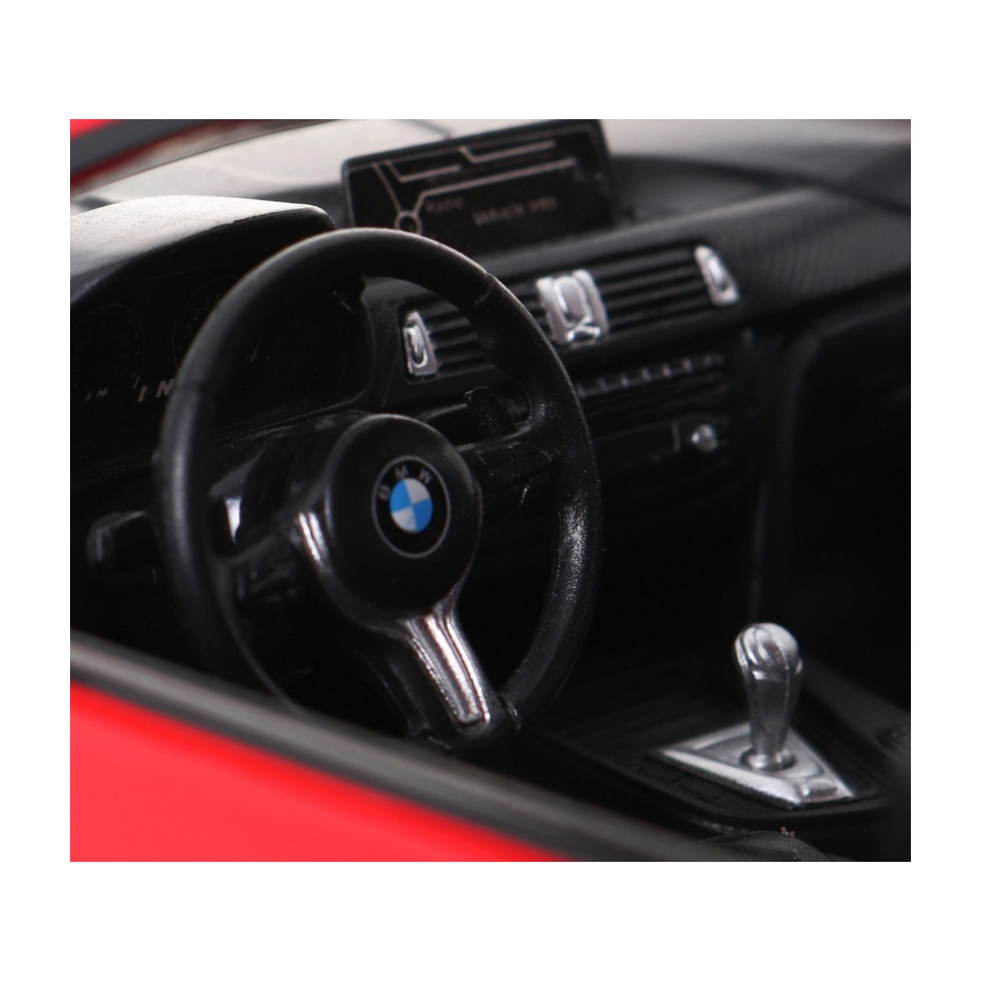BMW M4 Coupé červené RASTAR model 1:14 Dálkové ovládání auta + 2,4 GHz dálkové ovládání