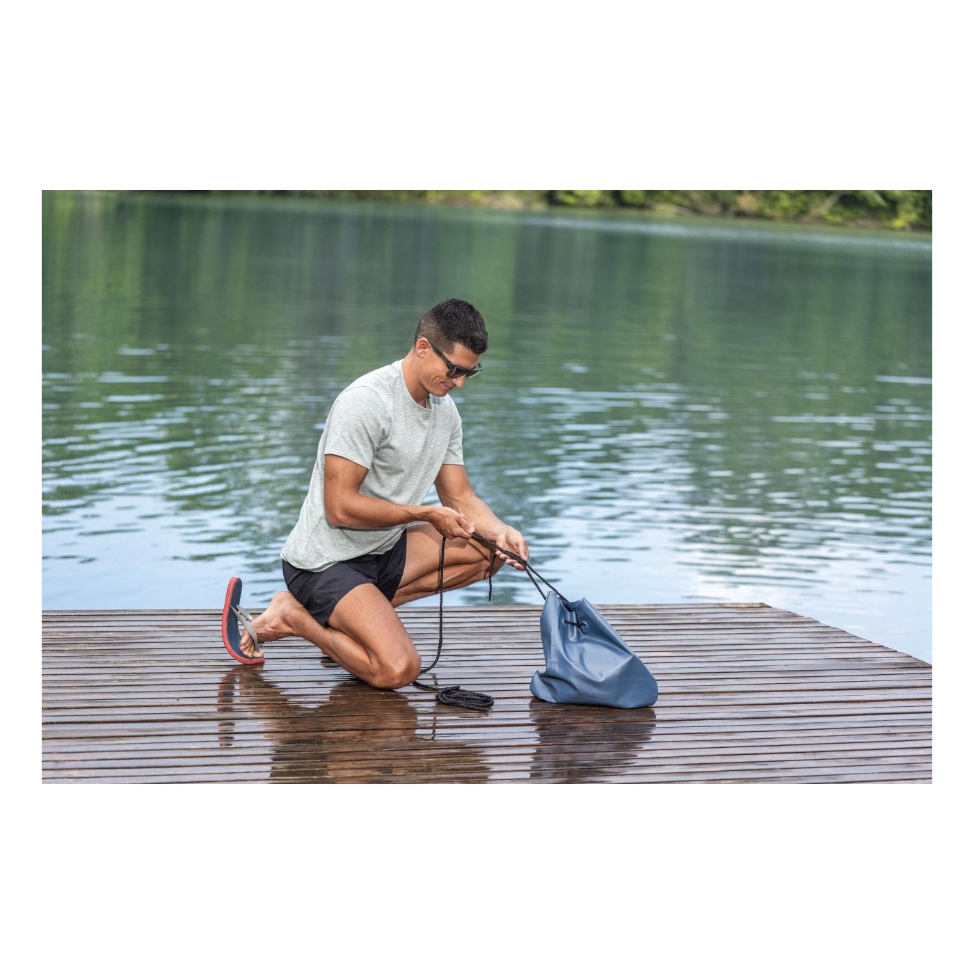 Velký ležák na plavání pro 6 oso BESTWAY 373x264x73cm + Kšilt + Termo taška + Sítkované dno + Opěradla