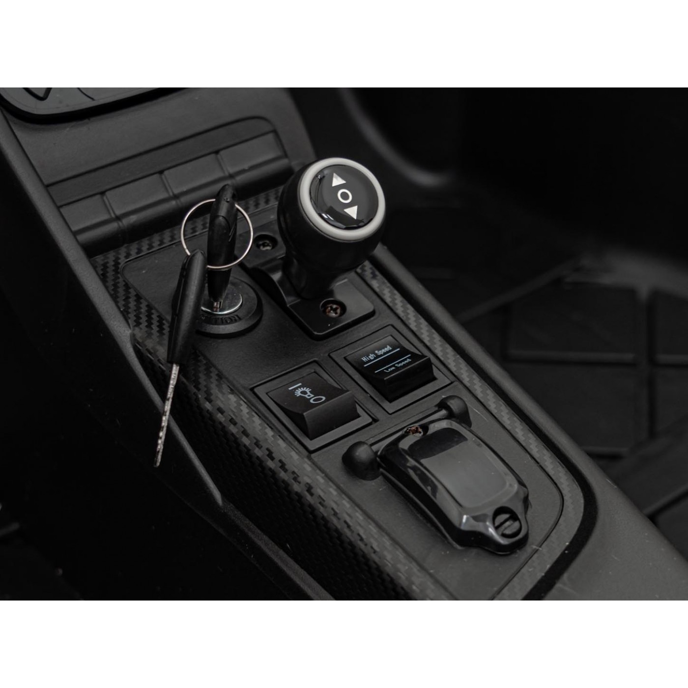 Vůz Audi Spyder R8 LIFT STRONG Bílý