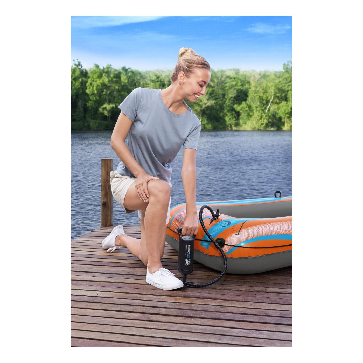 Ruční pístová pumpa BESTWAY 0,85 L/cyklus + 3 špičky + flexibilní váza