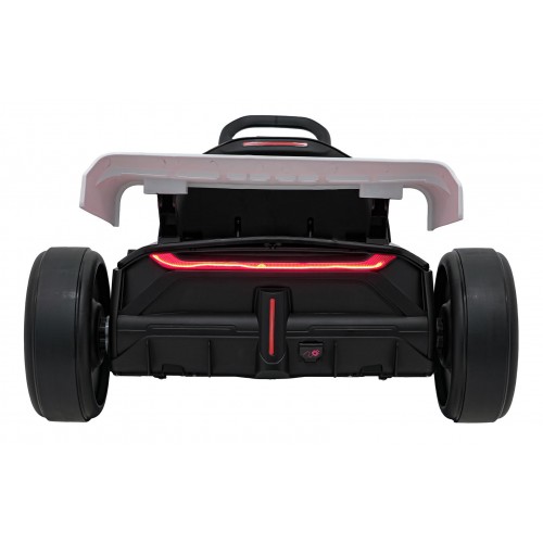 Go-kart Audi s driftovací funkcí Bílý