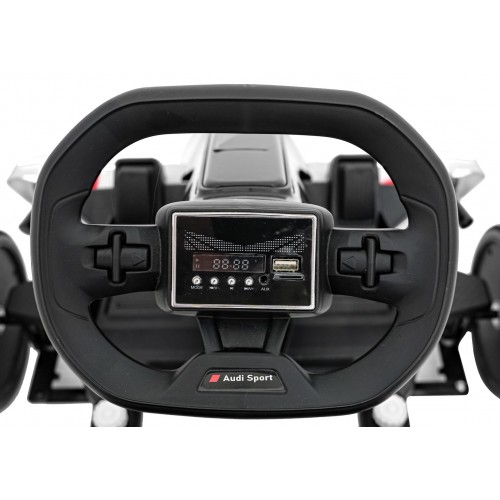 Go-kart Audi s driftovací funkcí Bílý