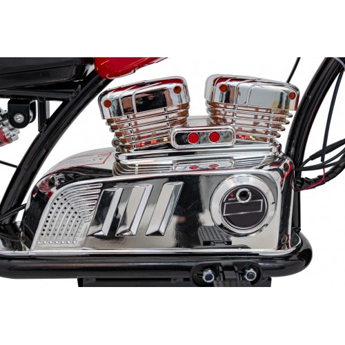 Motocyklový chopper Warrior červené vozidlo