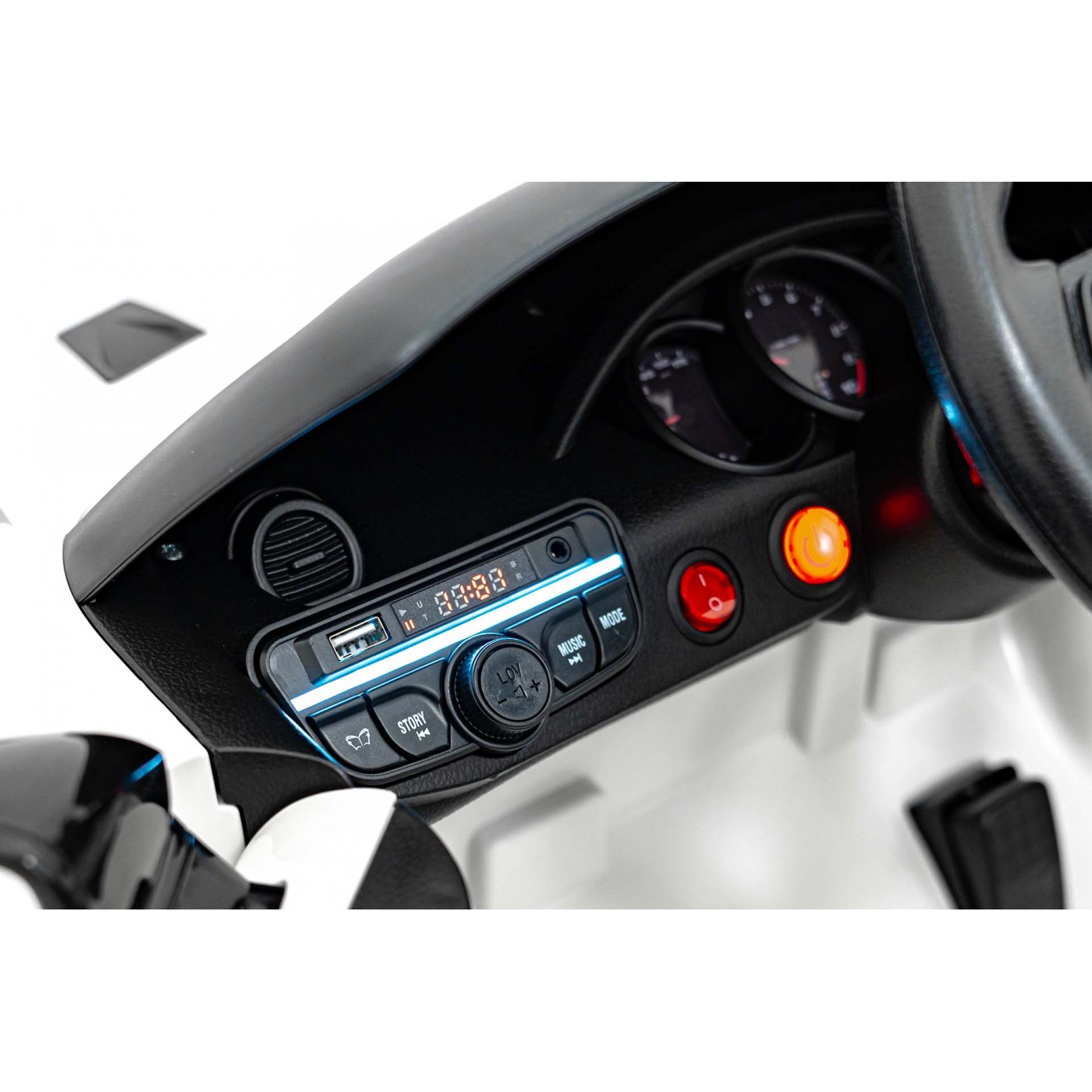 Porsche Spyder RS 718 bílé vozidlo