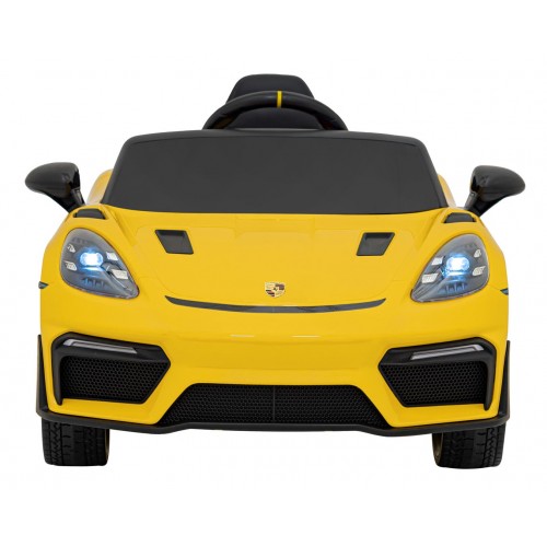 Porsche Spyder RS 718 žluté vozidlo