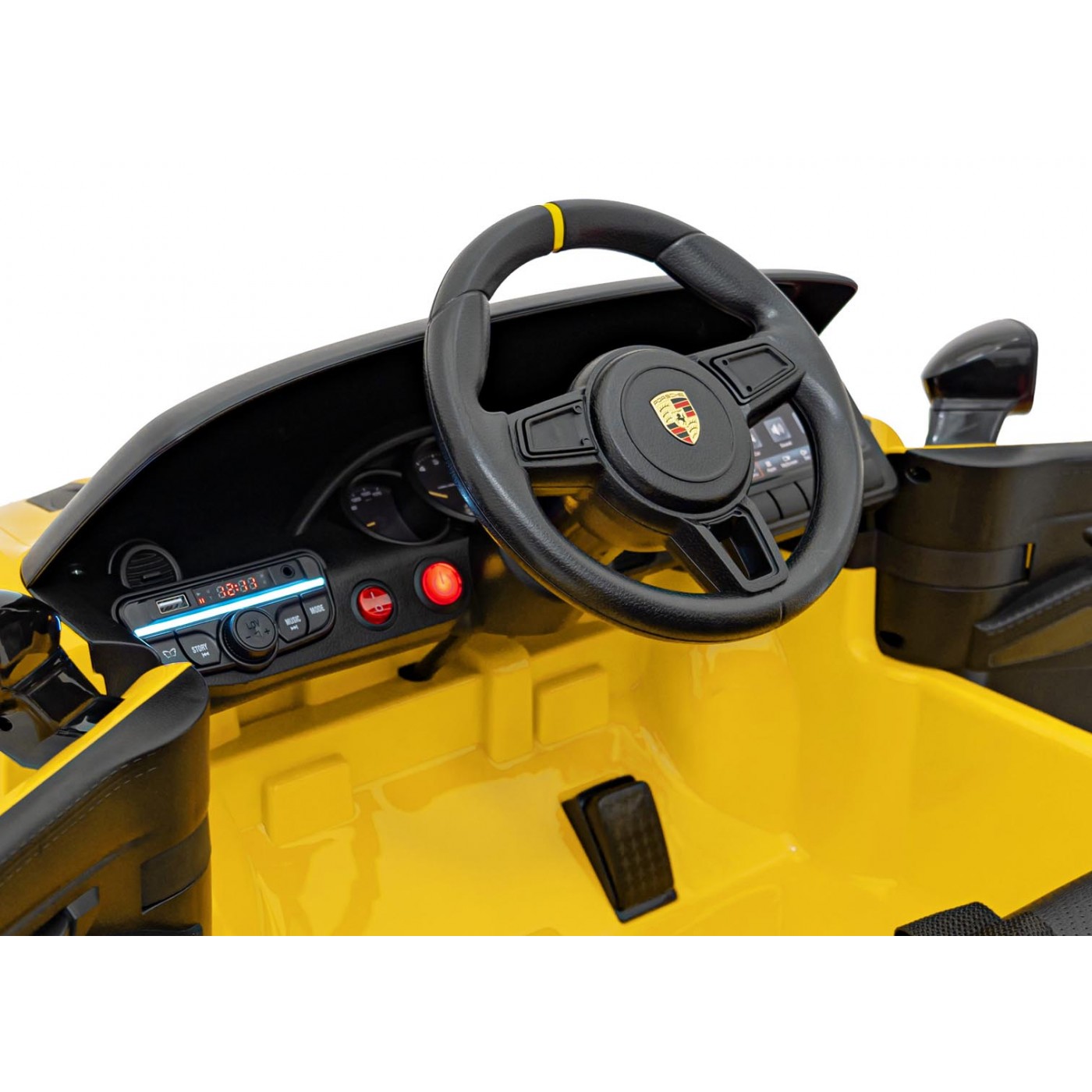 Porsche Spyder RS 718 žluté vozidlo