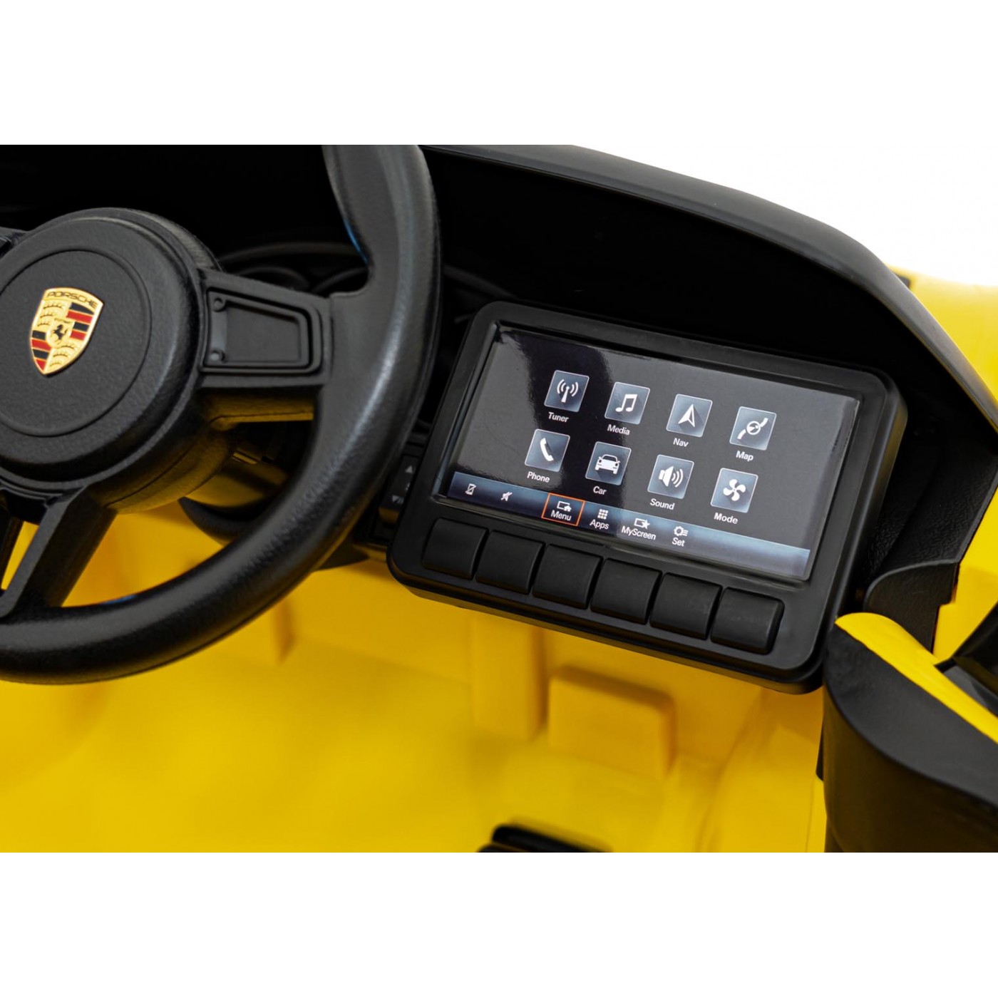 Porsche Spyder RS 718 žluté vozidlo