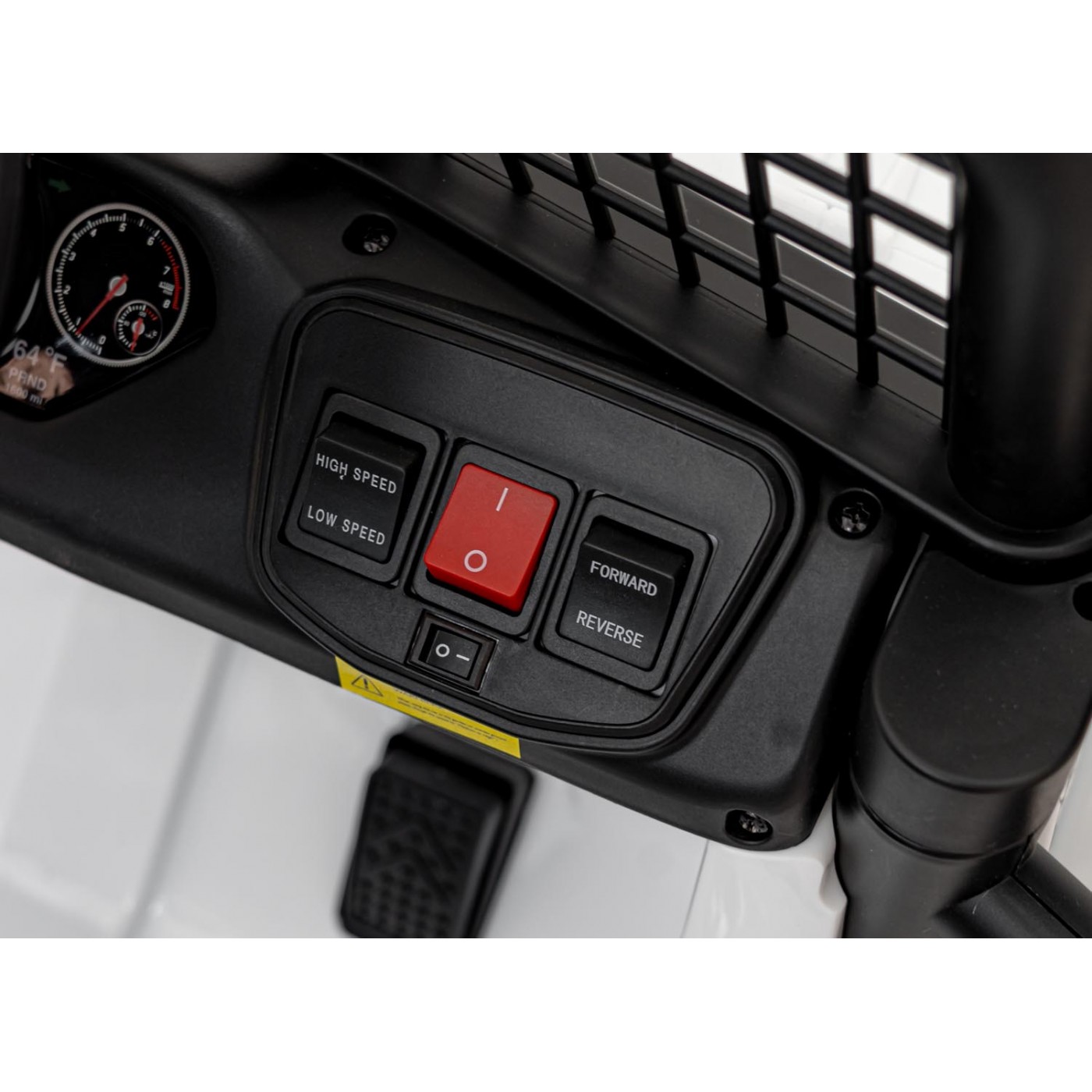 Vozidlo OFF ROAD 4x4 SPORT Bílý