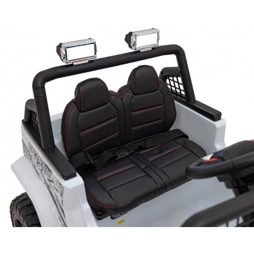 Vozidlo OFF ROAD 4x4 SPORT Bílý