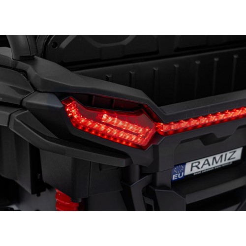 Vozidlo Buggy 4x4 KCK Černý