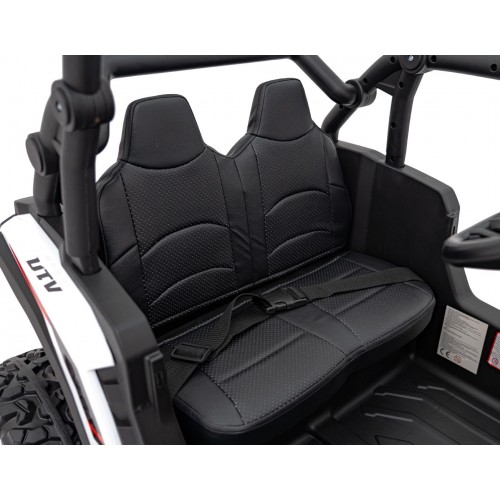 Vozidlo Buggy 4x4 KCK Bílý